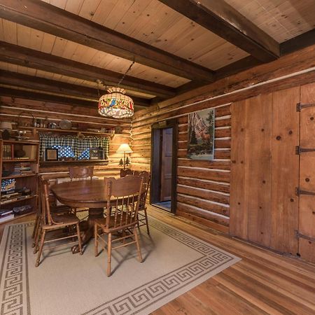 The Davies Family Inn - Adults Only Placerville Szoba fotó